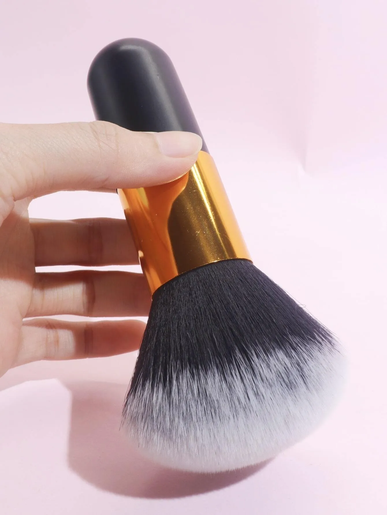 1pc Large Loose Powder Brush, Multifunctional Makeup Tool For Setting And Dusting