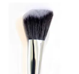 Angled Blush Brush