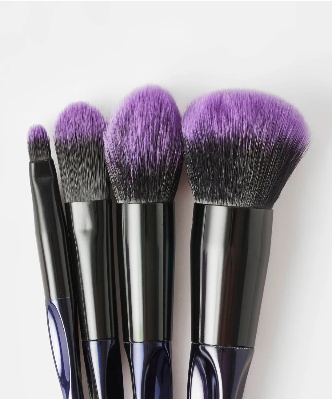 BRUSHWORKS

HD COMPLETE FACE BRUSH SET