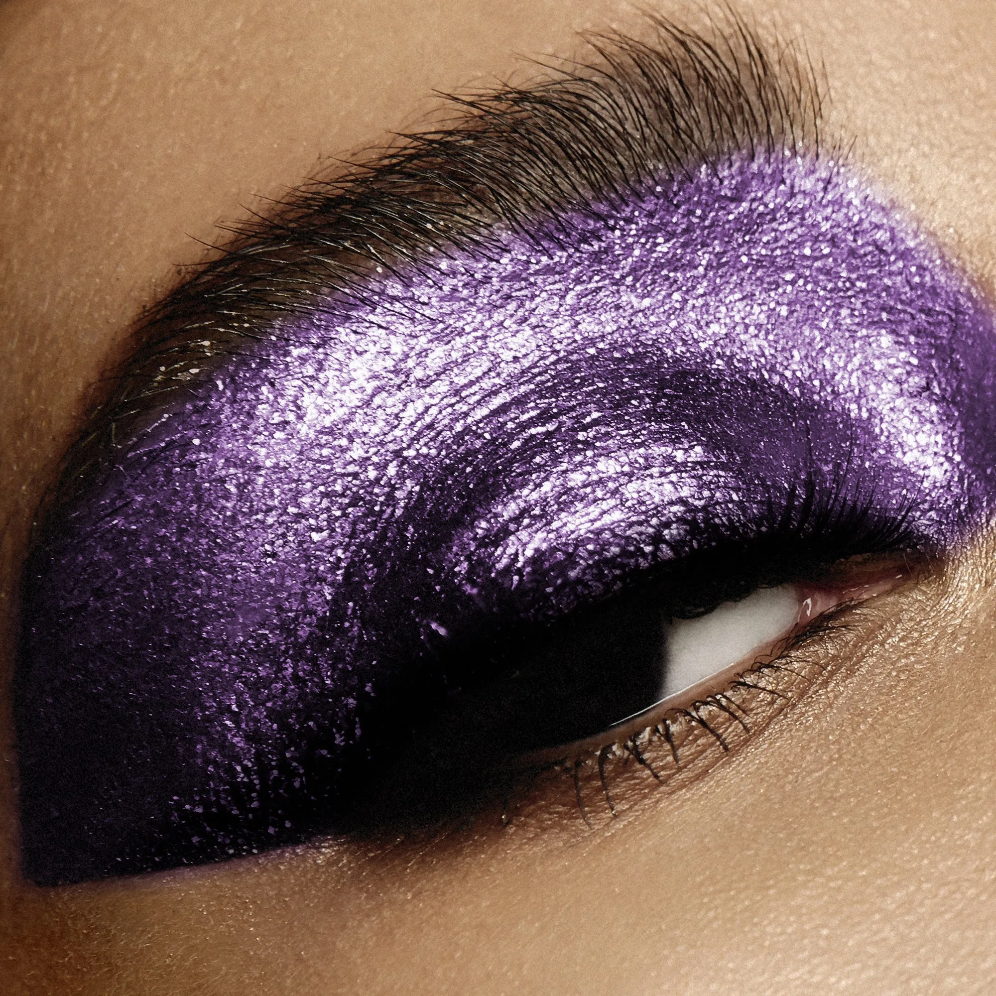 EYE/DAZZLE | The Liquid Metallic Eyeshadow