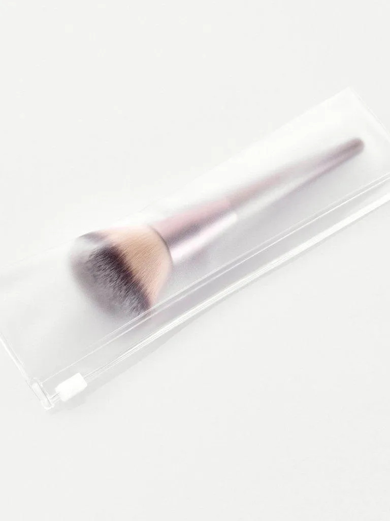 Metallic Handle Powder Brush