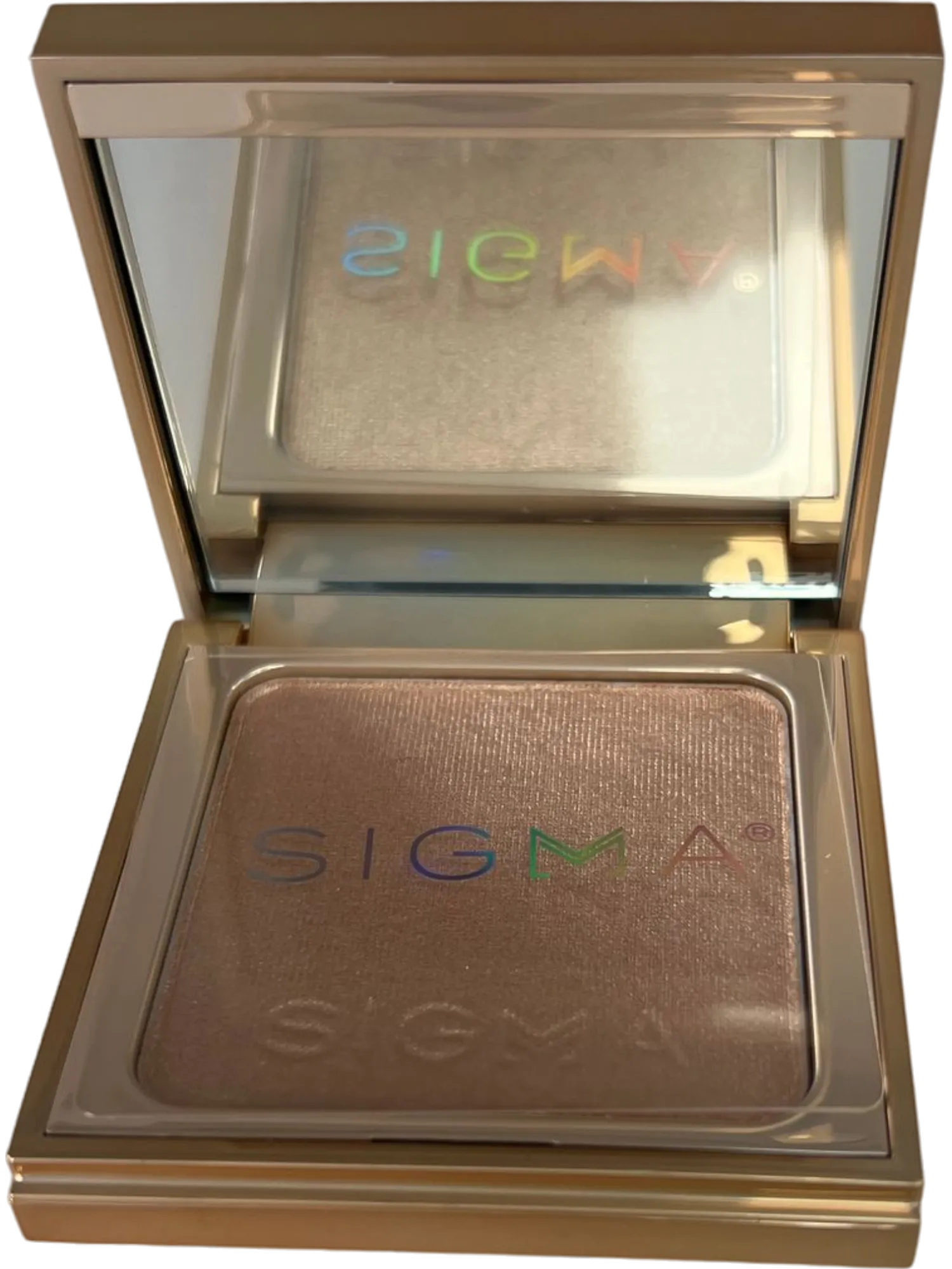 Sigma Beauty Sizzle Highlighter Makeup Compact